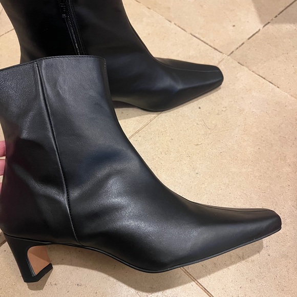 Never Been Worn - Intentionally Blank Lexi Kitten Heel - Picture 7 of 7